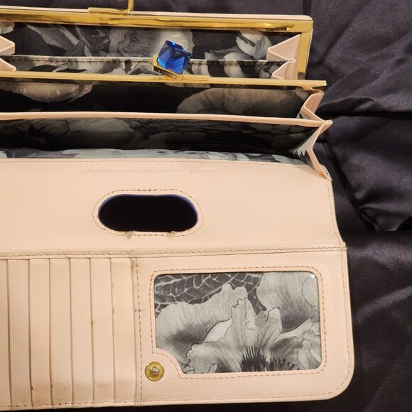 Excellent  Ted Baker Patent Navy Blue wallet with Crystal Matinee wallet - Picture 3 of 11